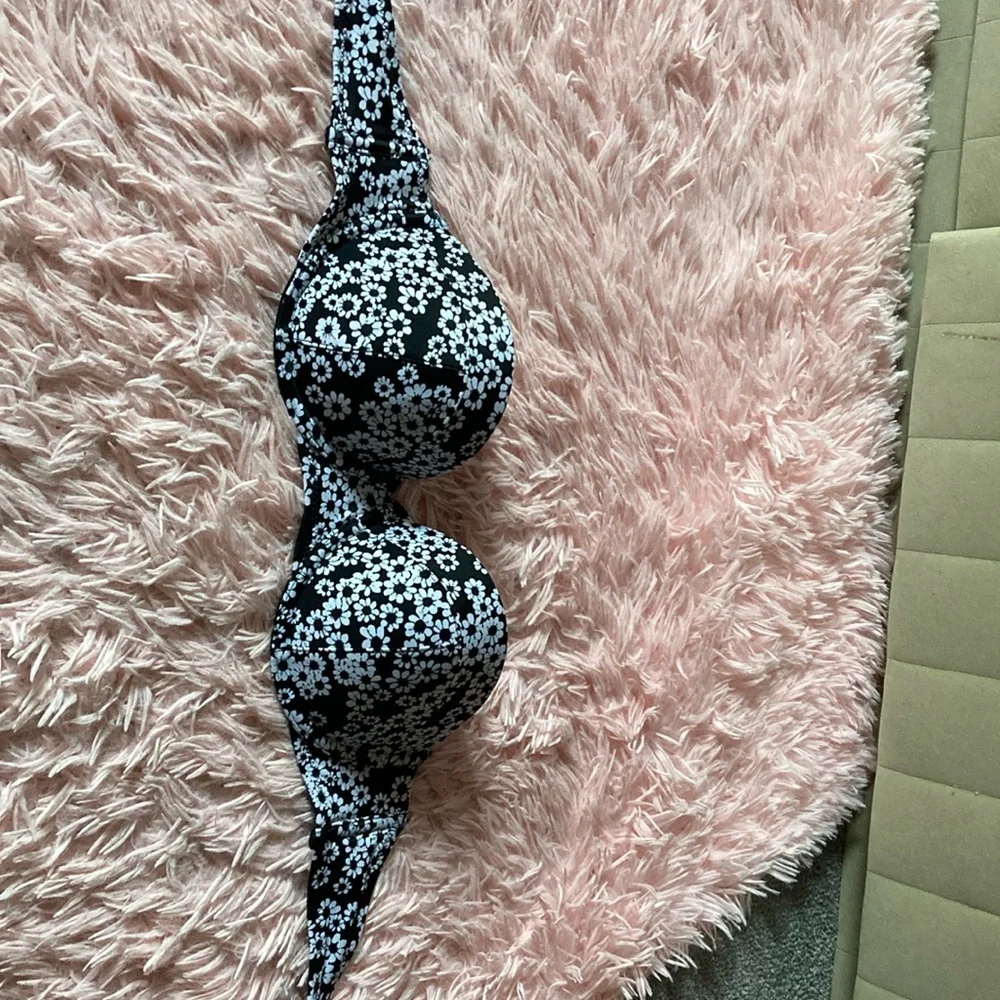 Old Navy underwire strapless bikini top
